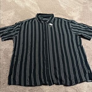 NOVA from buckle- brand new size XXL
